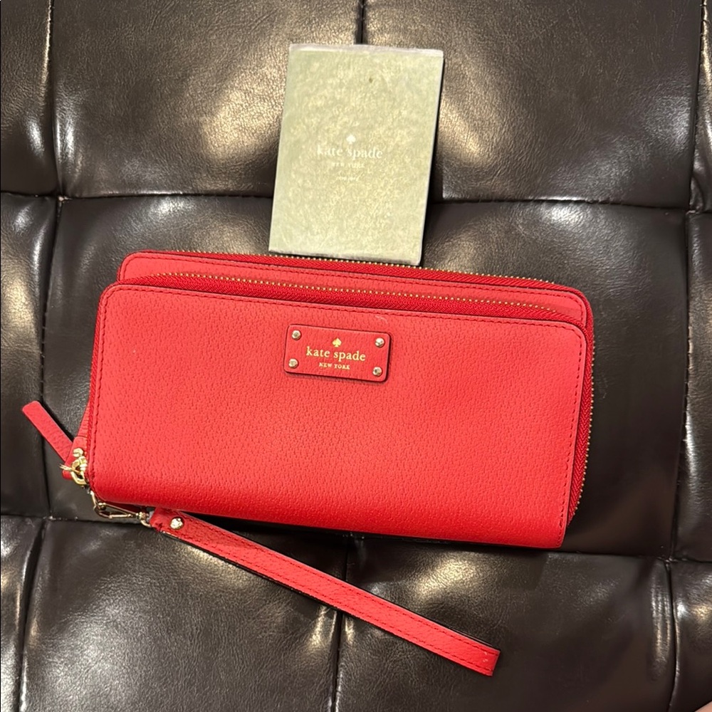 Kate Spade Red Wallet with Zip-Around Closure and Wrist Strap, 🆕